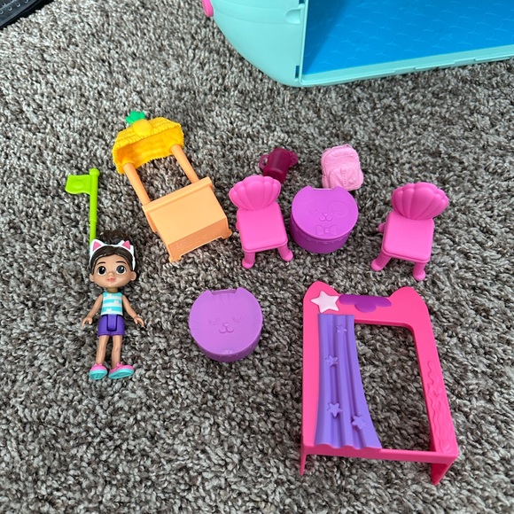 Gabby Dollhouse boat house with accessories - Picture 2 of 2